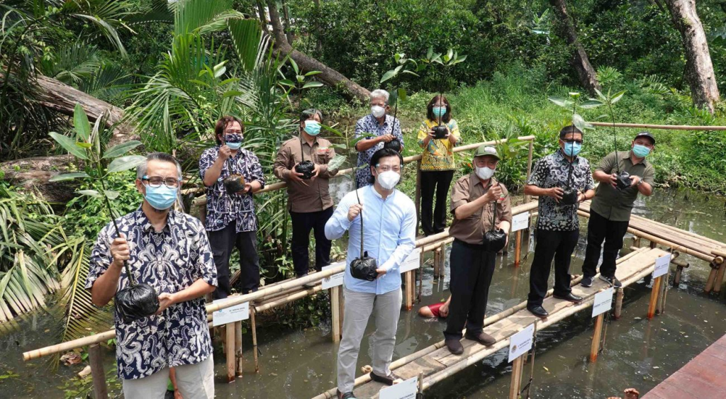 Terungkap! Keajaiban Suaka Marga Satwa Dunia
